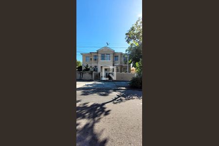 Apartamento para alugar com 120m², 3 quartos e 3 vagasFachada