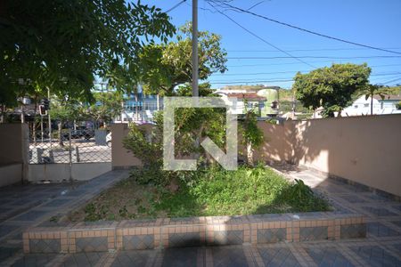 Apartamento para alugar com 120m², 3 quartos e 3 vagasQuintal