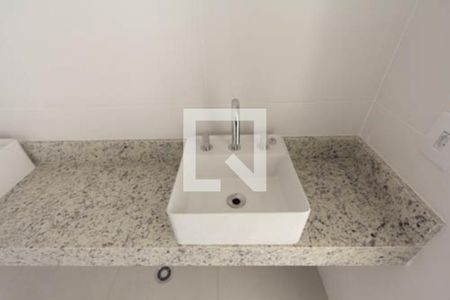 Apartamento à venda com 99m², 2 quartos e 1 vagaBanheiro da Suíte 2