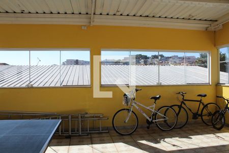 Casa à venda com 300m², 4 quartos e 2 vagasÁrea comum - Salão de festas