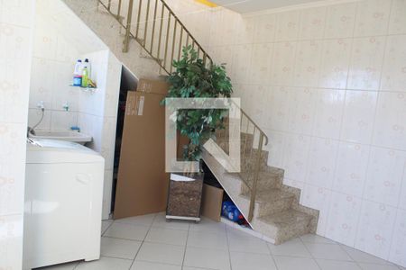 Casa à venda com 300m², 4 quartos e 2 vagasÁrea de Serviço