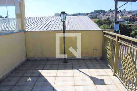 Casa à venda com 300m², 4 quartos e 2 vagasÁrea comum - Salão de festas