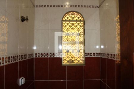 Casa à venda com 300m², 4 quartos e 2 vagasLavabo