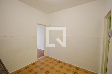 Apartamento para alugar com 85m², 2 quartos e 1 vaga Apartamento para alugar com 85m², 2 quartos e 1 vagaCozinha