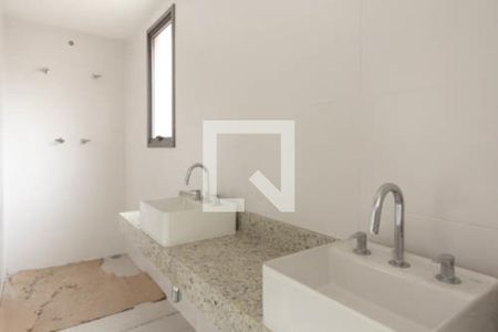 Apartamento à venda com 99m², 2 quartos e 1 vagaBanheiro da Suíte 2