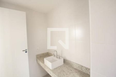 Apartamento à venda com 99m², 2 quartos e 1 vagaLavabo