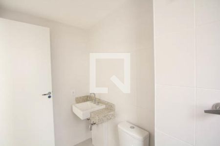 Apartamento à venda com 99m², 2 quartos e 1 vagaBanheiro da Suíte 1