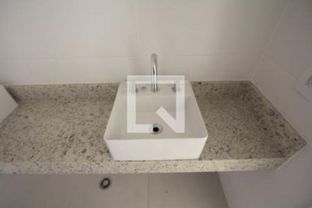 Apartamento à venda com 99m², 2 quartos e 1 vagaBanheiro da Suíte 2