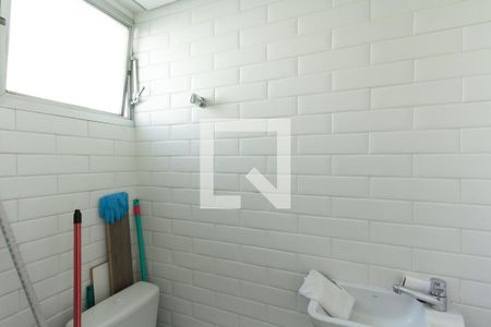 Apartamento para alugar com 103m², 3 quartos e 2 vagasBanheiro de serviço