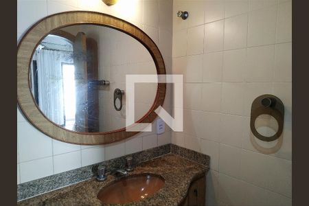 Apartamento para alugar com 108m², 4 quartos e 1 vagaBanheiro da Suíte