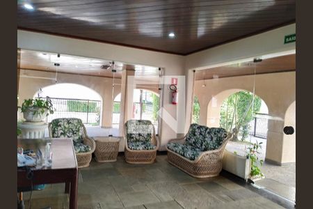 Apartamento para alugar com 108m², 4 quartos e 1 vagaHall social