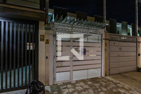 Casa à venda com 140m², 3 quartos e 2 vagasFachada