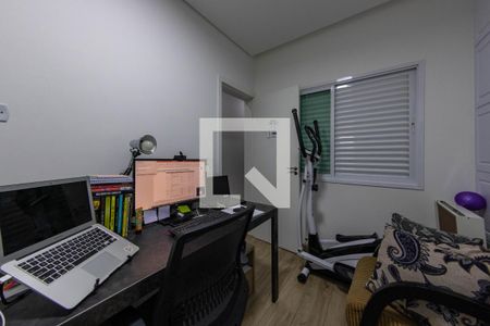 Casa à venda com 140m², 3 quartos e 2 vagasEscritório