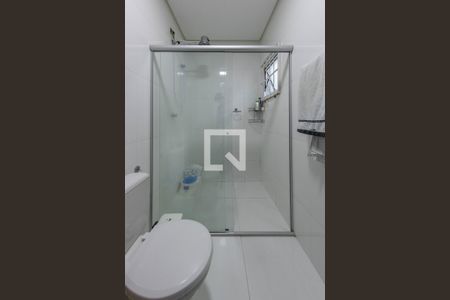 Casa à venda com 140m², 3 quartos e 2 vagasBanheiro