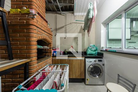 Casa à venda com 140m², 3 quartos e 2 vagasArea de Serviço