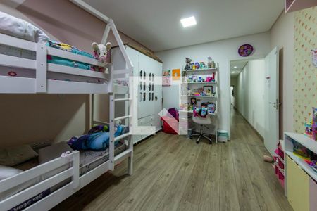 Casa à venda com 140m², 3 quartos e 2 vagasQuarto