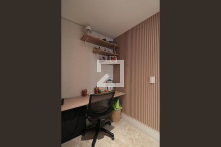 Apartamento à venda com 110m², 3 quartos e 2 vagasEscritório