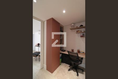 Apartamento à venda com 110m², 3 quartos e 2 vagasEscritório