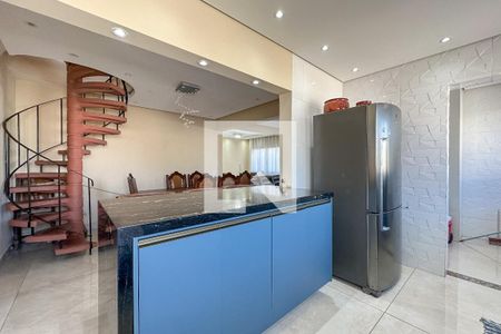 Apartamento para alugar com 220m², 5 quartos e 1 vaga Apartamento para alugar com 220m², 5 quartos e 1 vagaCozinha