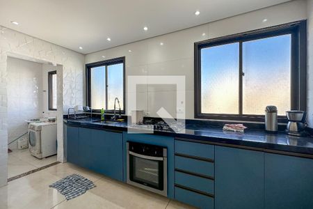 Apartamento para alugar com 220m², 5 quartos e 1 vaga Apartamento para alugar com 220m², 5 quartos e 1 vagaCozinha