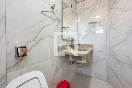 Apartamento para alugar com 220m², 5 quartos e 1 vaga Apartamento para alugar com 220m², 5 quartos e 1 vagaBanheiro 1