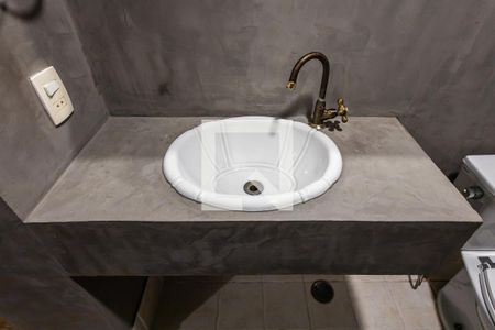 Casa à venda com 130m², 2 quartos e 1 vagaLavabo