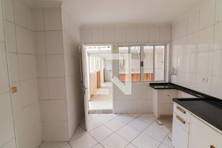 Casa à venda com 375m², 8 quartos e 8 vagasCozinha