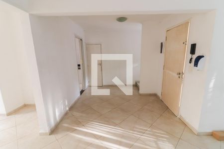 Sala de casa à venda com 8 quartos, 375m² em Jardim Bonfiglioli, São Paulo