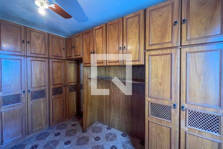 Quarto 1 - Armários de apartamento para alugar com 2 quartos, 73m² em Vila Vermelha, São Paulo