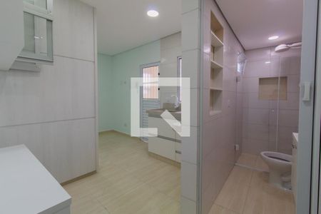Sala / Cozinha / Quarta de kitnet/studio para alugar com 1 quarto, 21m² em Jardim Maria Duarte, São Paulo