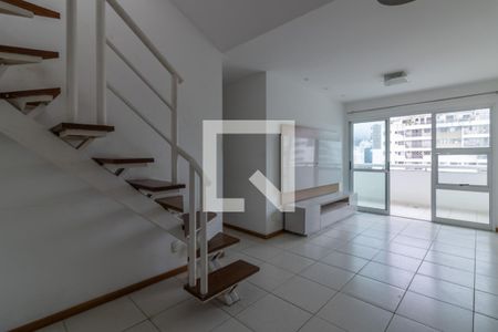Sala de apartamento para alugar com 2 quartos, 140m² em Recreio dos Bandeirantes, Rio de Janeiro