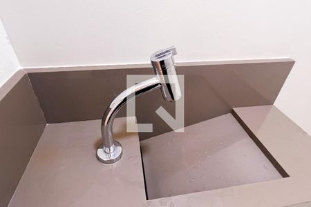 Lavabo de apartamento para alugar com 3 quartos, 115m² em Vila Uberabinha, São Paulo