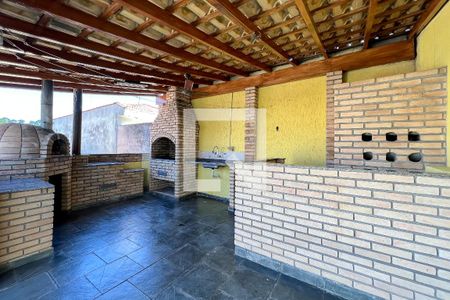 Casa à venda com 240m², 2 quartos e 3 vagasChurrasqueira