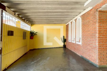 Casa à venda com 240m², 2 quartos e 3 vagasGaragem