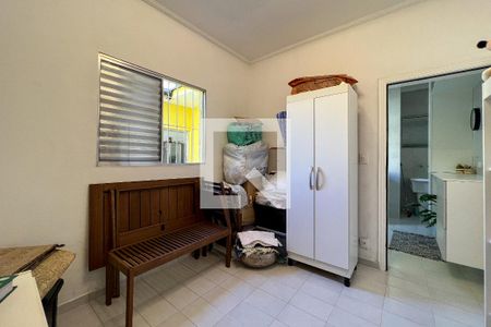 Casa à venda com 240m², 2 quartos e 3 vagasQuarto de Serviço