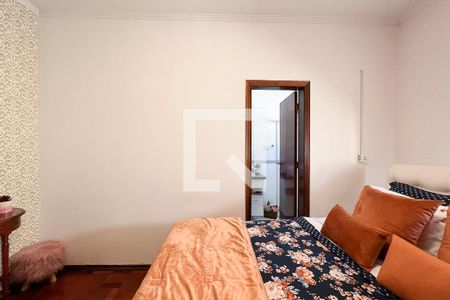 Casa à venda com 240m², 2 quartos e 3 vagasQuarto 1 - Suite