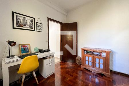 Casa à venda com 240m², 2 quartos e 3 vagasQuarto 2 - Suíte