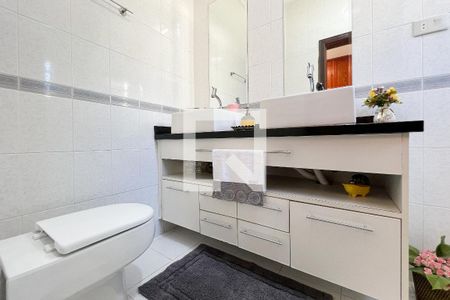 Casa à venda com 240m², 2 quartos e 3 vagasBanheiro do Quarto 1