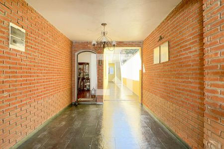 Casa à venda com 240m², 2 quartos e 3 vagasGaragem