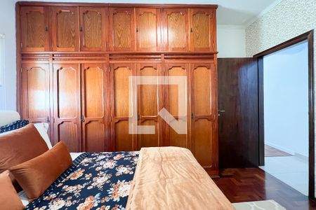 Casa à venda com 240m², 2 quartos e 3 vagasQuarto 1 - Suite