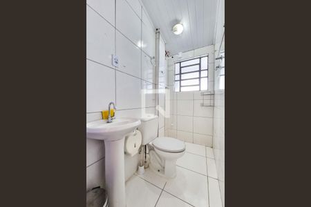 Banheiro de kitnet/studio para alugar com 1 quarto, 28m² em Bosque dos Eucaliptos, São José dos Campos