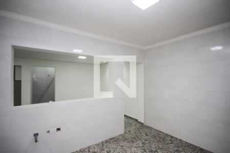 Casa à venda com 129m², 2 quartos e 2 vagas Casa à venda com 129m², 2 quartos e 2 vagasCozinha