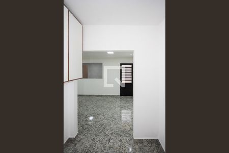 Casa à venda com 129m², 2 quartos e 2 vagas Casa à venda com 129m², 2 quartos e 2 vagasEscritório