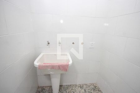 Casa à venda com 129m², 2 quartos e 2 vagas Casa à venda com 129m², 2 quartos e 2 vagasÁrea de Serviço