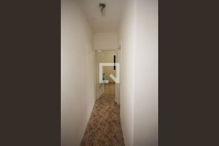 Casa à venda com 129m², 2 quartos e 2 vagas Casa à venda com 129m², 2 quartos e 2 vagasCorredor dos Quartos