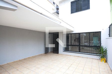 Casa à venda com 129m², 2 quartos e 2 vagas Casa à venda com 129m², 2 quartos e 2 vagasGaragem