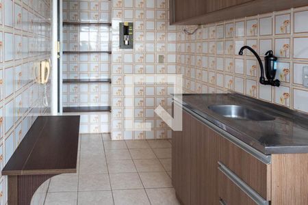 Cozinha de apartamento para alugar com 1 quarto, 50m² em Floresta, Porto Alegre