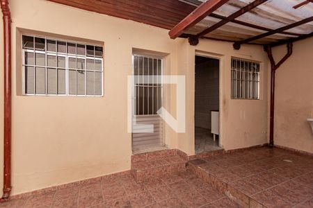 Fachada da casa de casa para alugar com 2 quartos, 90m² em Vila Natália, São Paulo