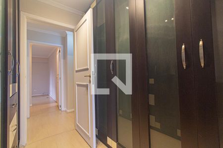Apartamento para alugar com 156m², 3 quartos e 2 vagas Apartamento para alugar com 156m², 3 quartos e 2 vagasCloset do quarto 3