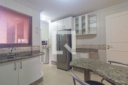 Apartamento para alugar com 156m², 3 quartos e 2 vagas Apartamento para alugar com 156m², 3 quartos e 2 vagasCozinha